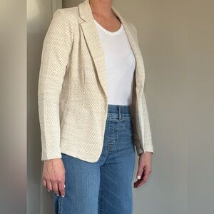 Summer blazer with pockets